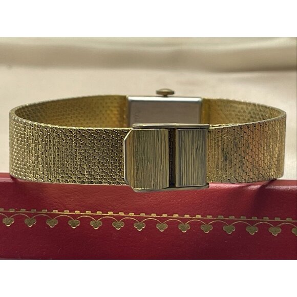 Vintage LADIES DOMINION Watch, Running 17 Jewel - Picture 5 of 10